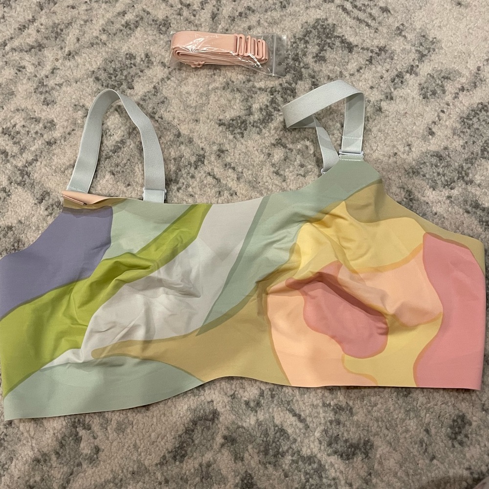 Knix Evolution Bra in Size 7 in Peony/Soft Petal